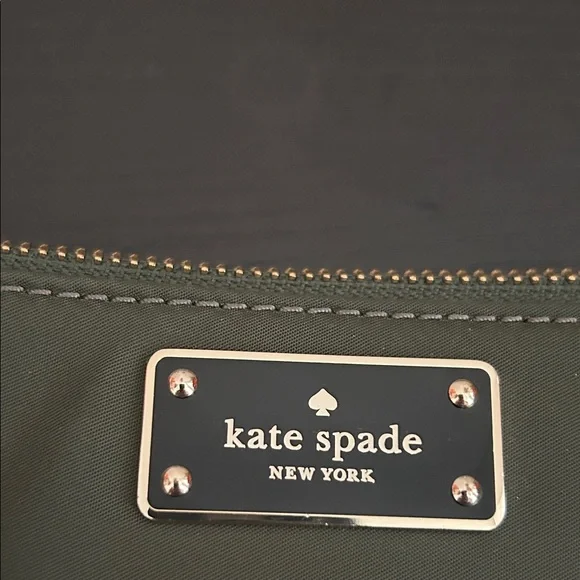 Kate Spade Dark Green Shoulder Bag with Chain Strap - Picture 2 of 5